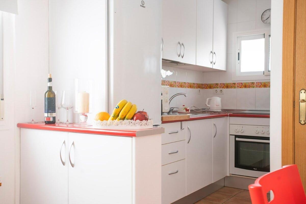 Bonito Apartamento Con Terraza - Pedregalejo Playa Málaga Kültér fotó