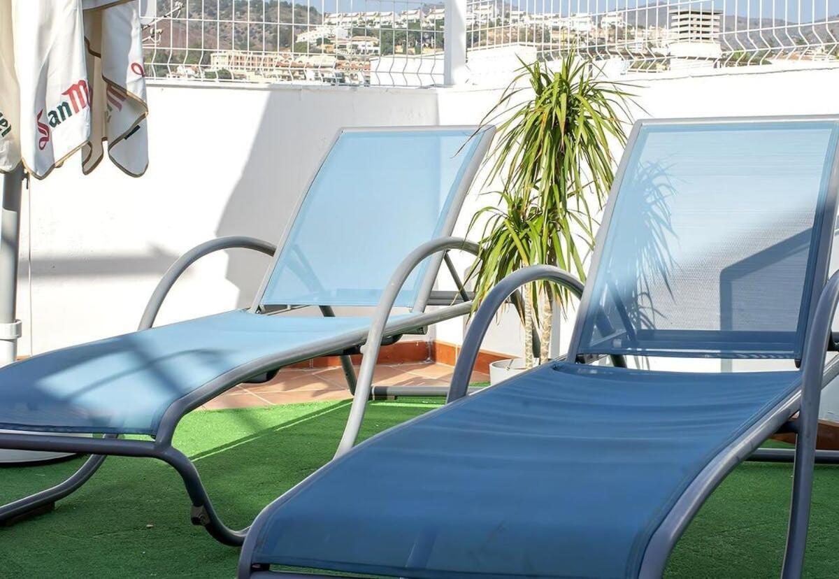Bonito Apartamento Con Terraza - Pedregalejo Playa Málaga Kültér fotó